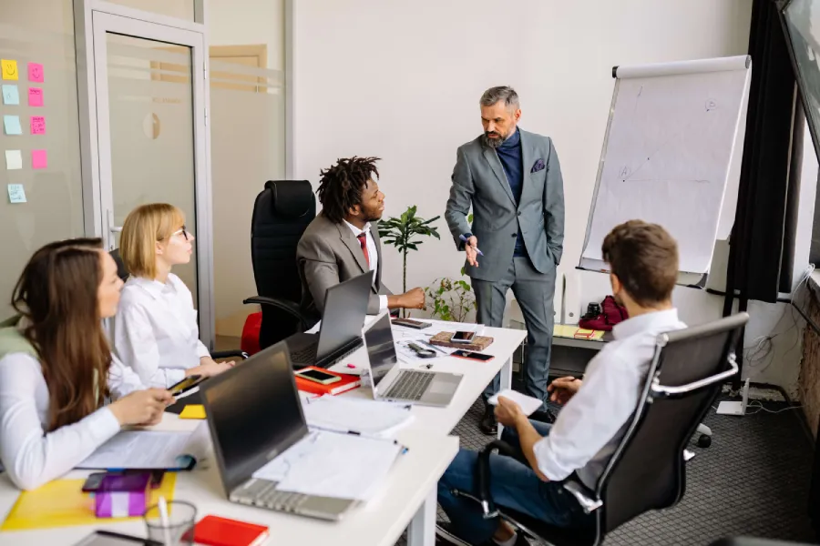 Manager de transition : créer sa SASU